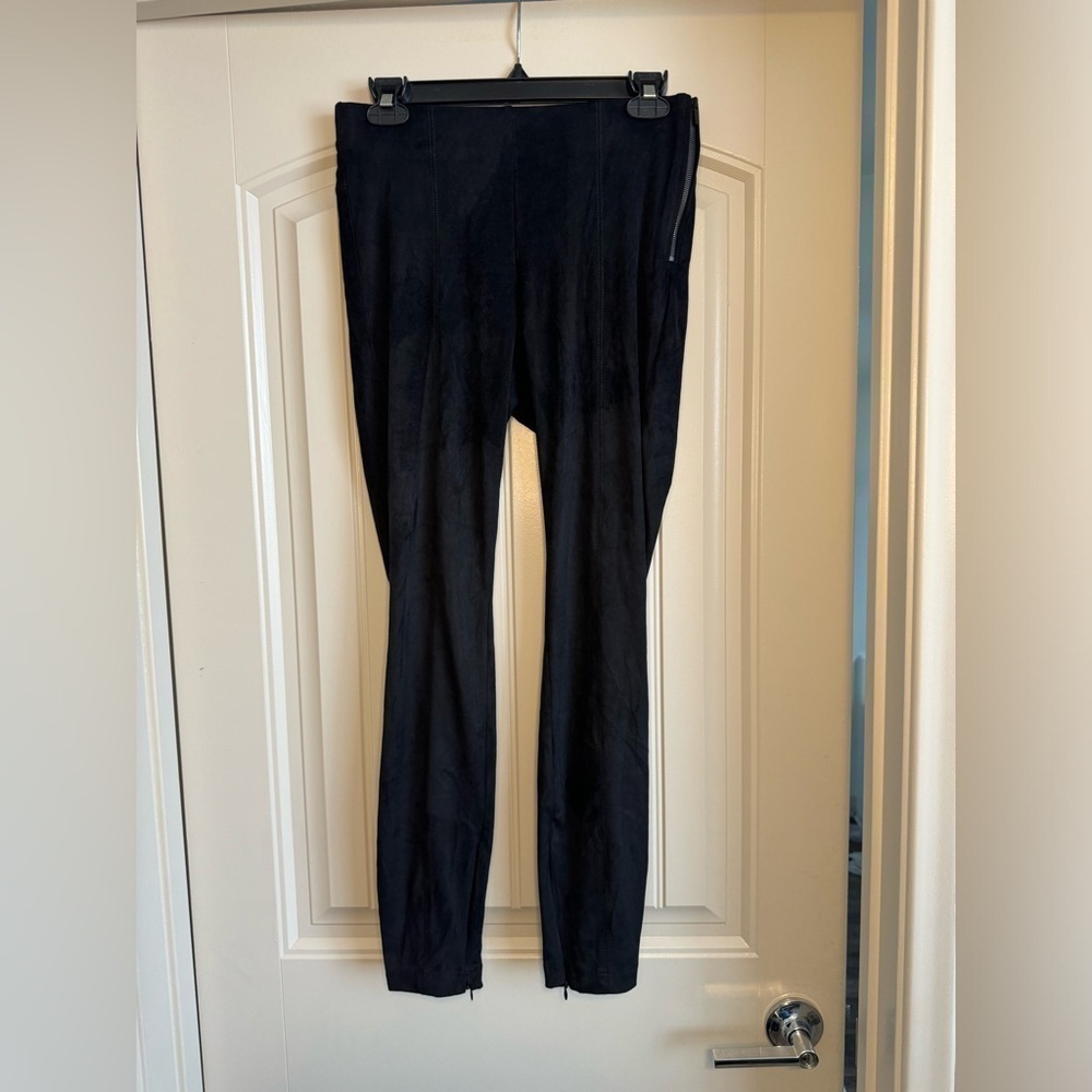 Zara Faux Suede Mid Rise Leggings With Zipper Closure